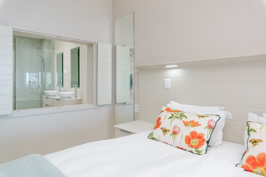 11 Bedroom Property for Sale in Camps Bay Western Cape
